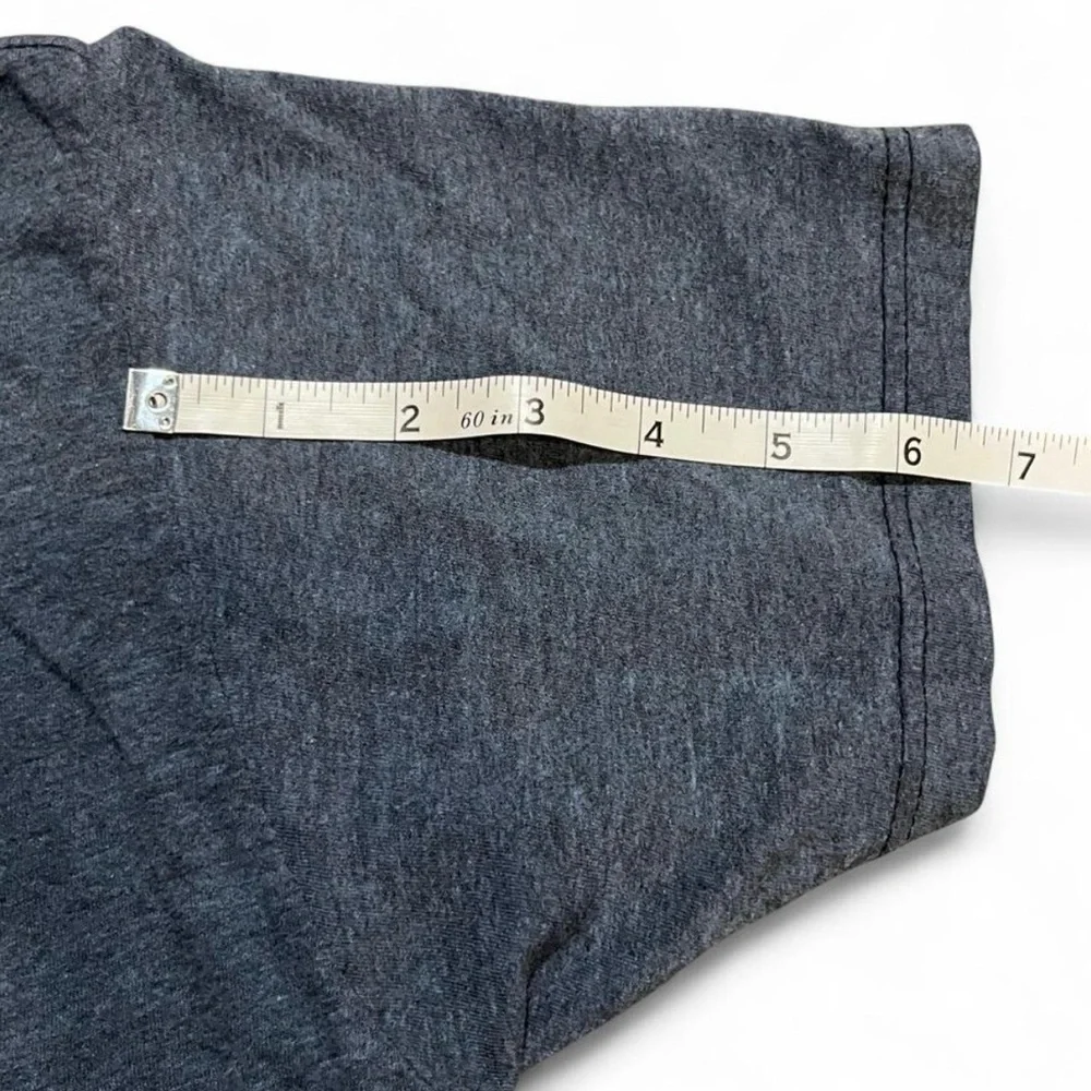 Levi's Heather Blue Tee with Yellow Graphic Size Medium